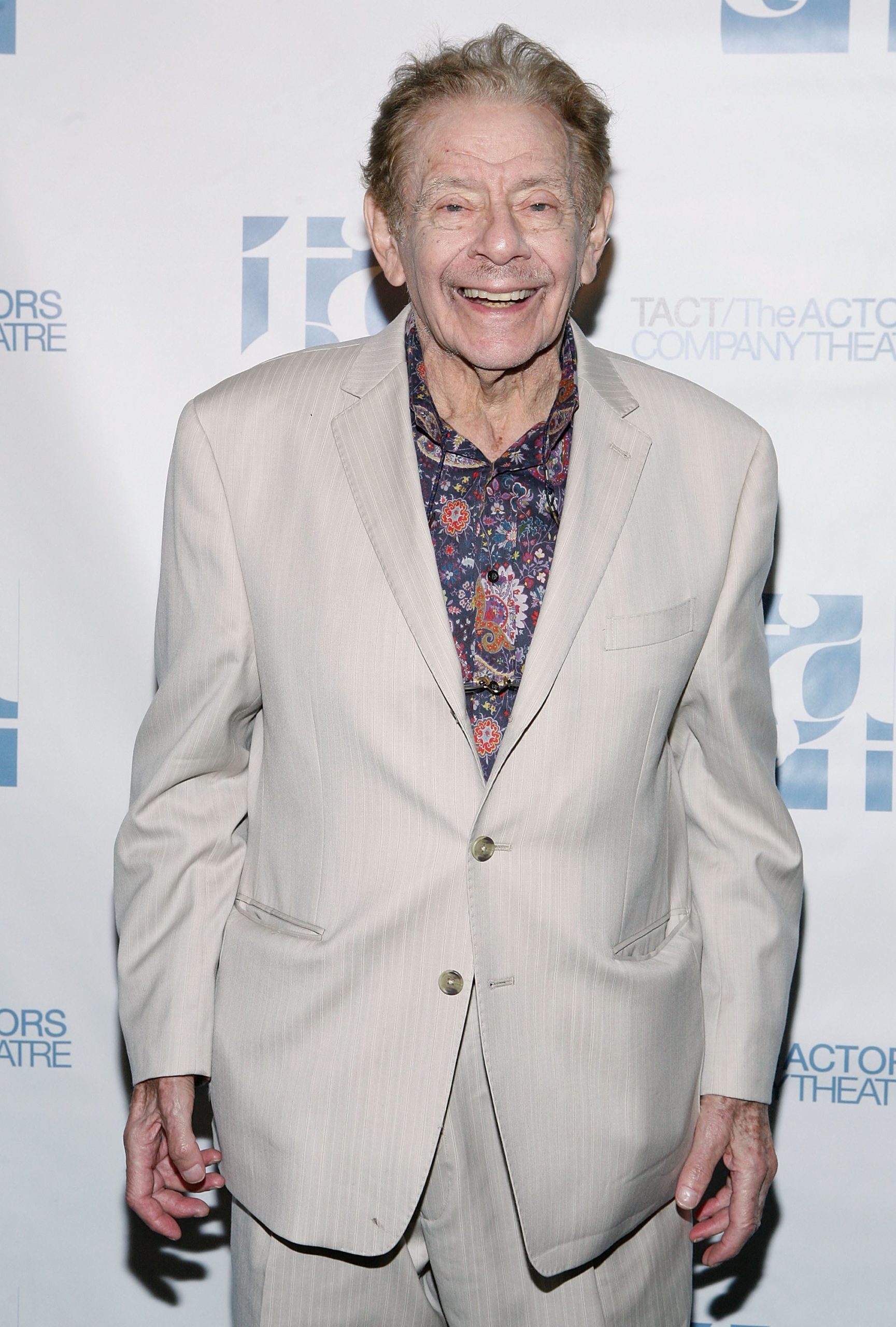 NEW YORK, NY - MAY 09:  Jerry Stiller attends the TACT/The Actors Company Theatre Spring Gala at The Edison Ballroom on May 9, 2011 in New York, United States.  (Photo by John Lamparski/Getty Images)
