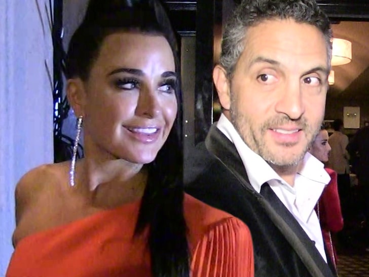 'RHOBH' Star Kyle Richards and Hubby Closer Than Ever Despite Online Rumors