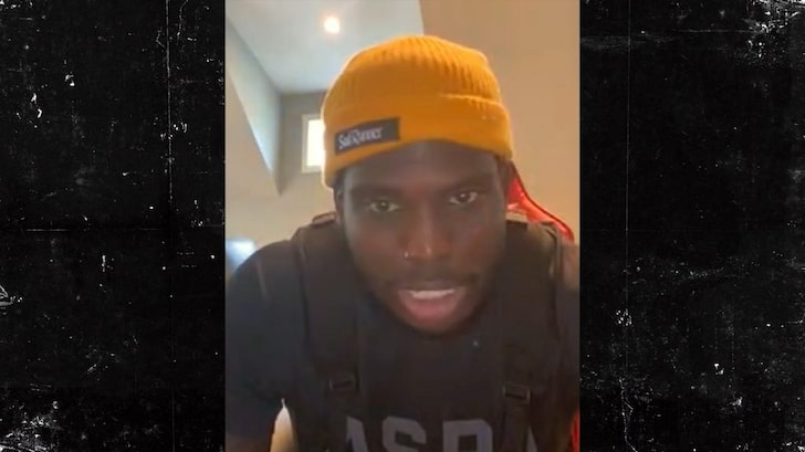 Tyreek Hill Says He'd Lose To Lamar Jackson In Race, 'He's A G.O.A.T.!'