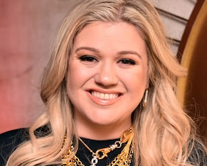 Kelly Clarkson Says Her Life's Been a 'Bit of a Dumpster' Since Brandon Blackstock Split