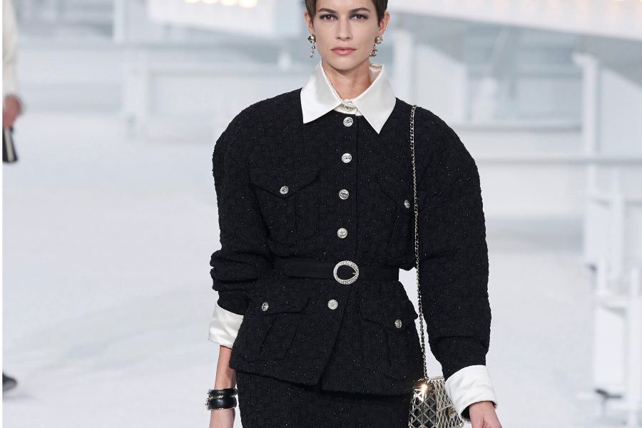 5 Styling Tricks We're Taking Away from Chanel's Cool Girl Manual