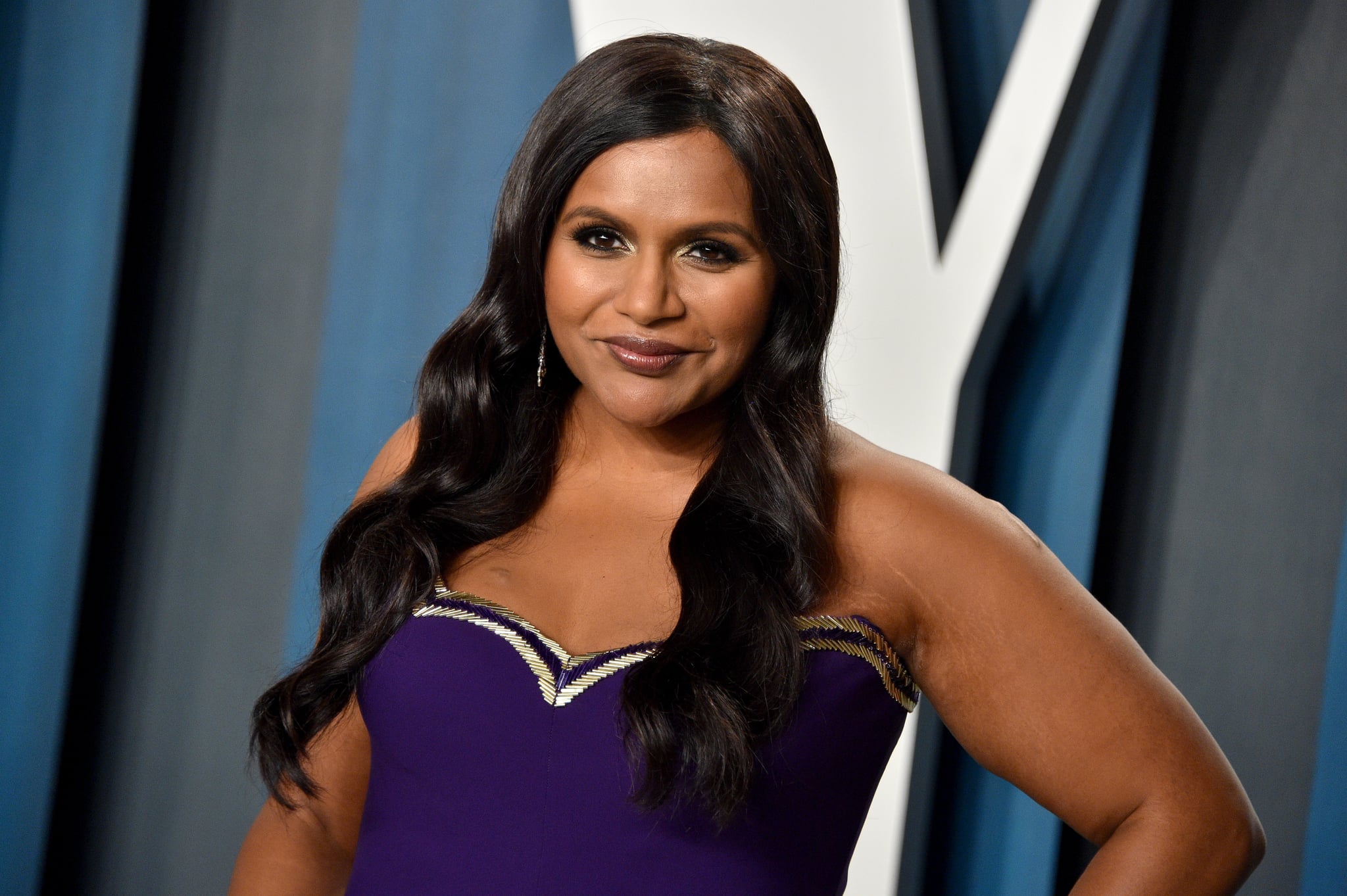 BEVERLY HILLS, CALIFORNIA - FEBRUARY 09: Mindy Kaling attends the 2020 Vanity Fair Oscar Party hosted by Radhika Jones at Wallis Annenberg Center for the Performing Arts on February 09, 2020 in Beverly Hills, California. (Photo by Gregg DeGuire/FilmMagic)