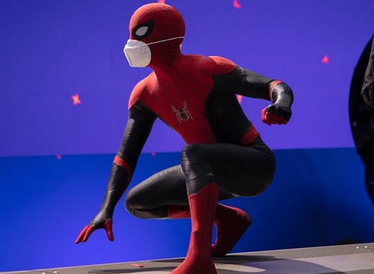 Tom Holland Promotes Wearing Masks with New Spider-Man Pic