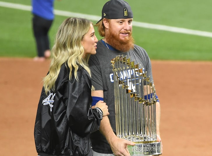 Justin Turner Apologizes for COVID Exposure, 'No Excuse for My Conduct'