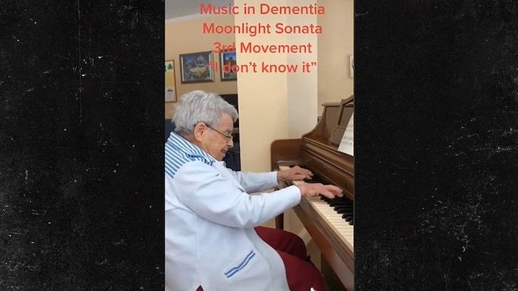 92-Year-Old With Dementia Plays Beethoven’s Moonlight Sonata