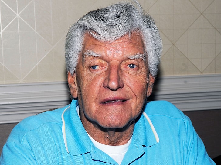 'Star Wars' Darth Vader Actor Dave Prowse Dead at 85