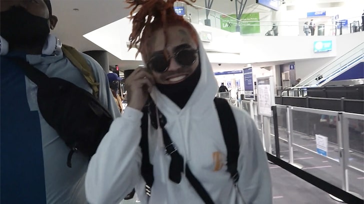 Lil Pump Boards Flight, Still Defiant About Face Masks and COVID-19