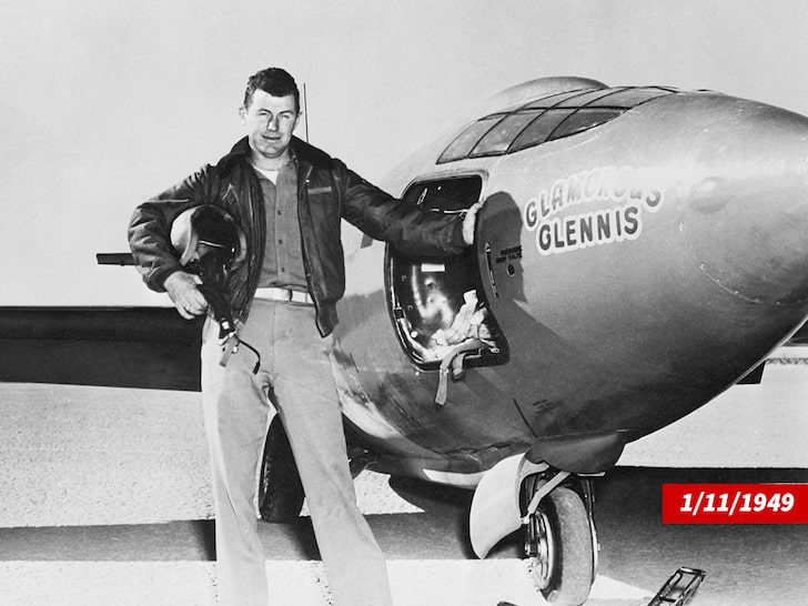 Chuck Yeager, Pilot Who Broke Sound Barrier, Dead at 97