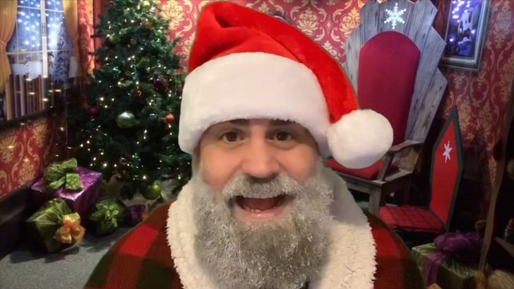 '90 Day Fiance' Star Jon Walters Dyes Beard, Going Full Santa for Holiday Gig
