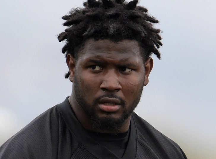 NFL's Mario Edwards Jr. Denies Wrongdoing in Dom. Violence Case, Charge Filed