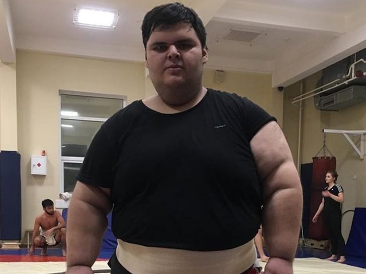 Sumo Wrestler Once Known as 'World's Heaviest Boy' Dead at 21