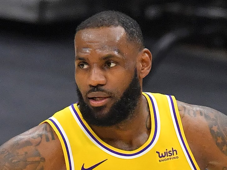 LeBron James Heckler Booted From Cavs-Lakers Game Over Offensive Shirts, Cops Say