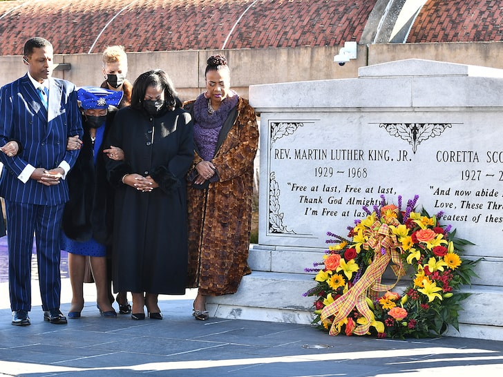 Martin Luther King Jr.'s Family Lays Wreath on His Tomb