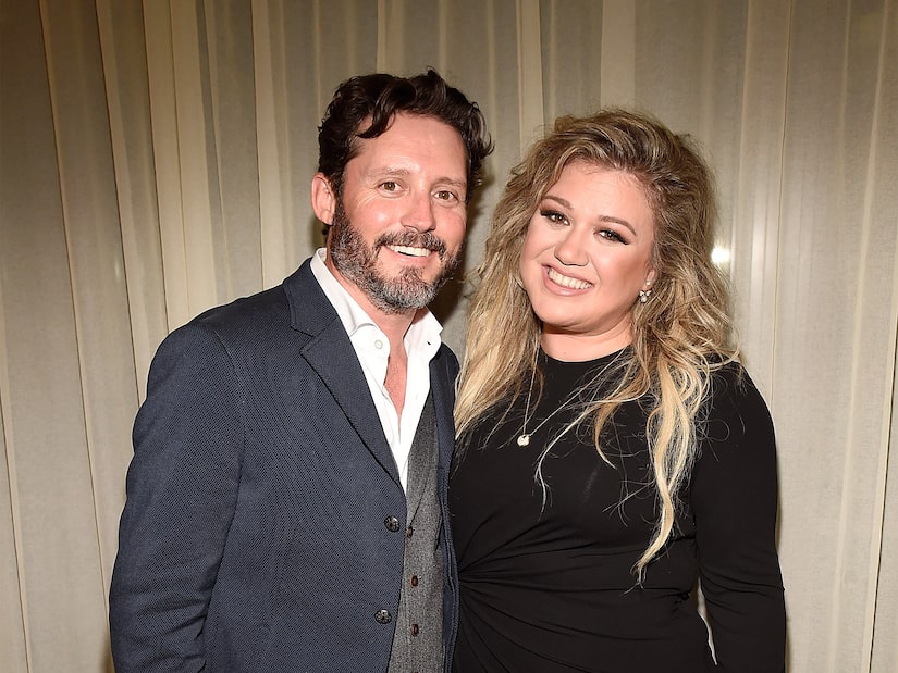 Kelly Clarkson Explains Why Co-Parenting Is So ‘Difficult’