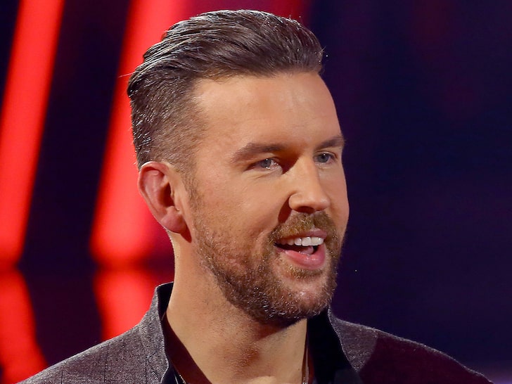 Brothers Osborne Frontman T.J. Osborne Comes Out as Gay