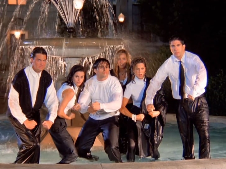 'Friends' Reunion to Use Opening Credits Fountain, Original Stage
