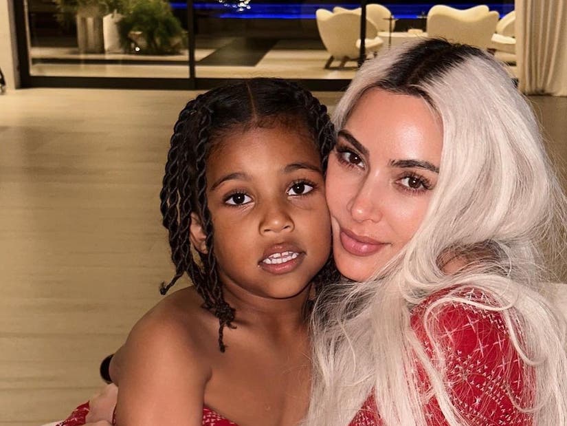 Khloe Kardashian Raps with Daughter True and Niece Dream at Sleepover in Adorable Videos