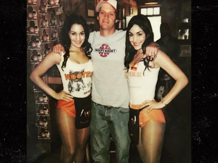 brie garcia hooters photo