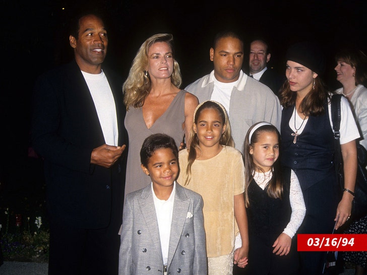 OJ Simpson, Nicole Brown Simpson, Jason Simpson, Sydney Brooke Simpson and Justin Ryan Simpson