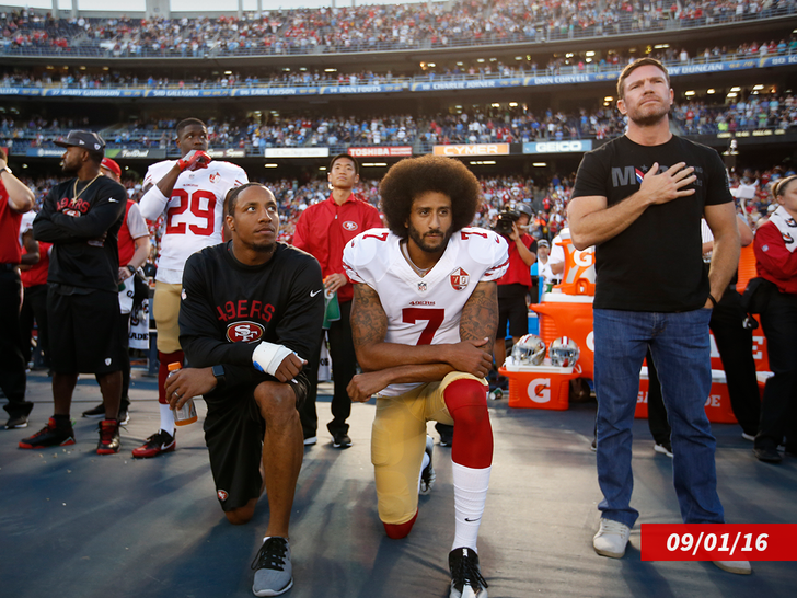 Colin Kaepernick kneeling