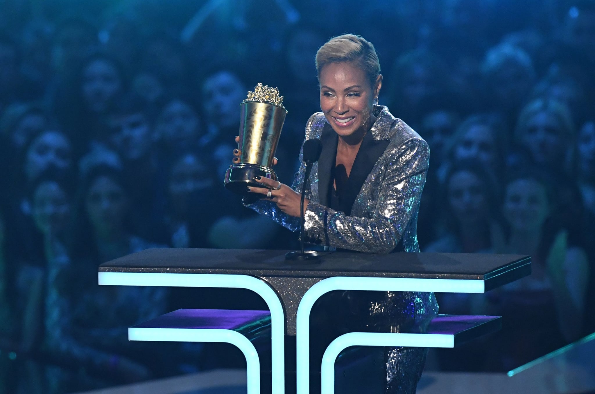 US actress Jada Pinkett Smith accepts the Trailblazer Award onstage during the 2019 MTV Movie & TV Awards at the Barker Hangar in Santa Monica on June 15, 2019. - The 2019 MTV Movie & TV Awards were filmed on June 15 and air on June 17. (Photo by VALERIE MACON / AFP)        (Photo credit should read VALERIE MACON/AFP/Getty Images)