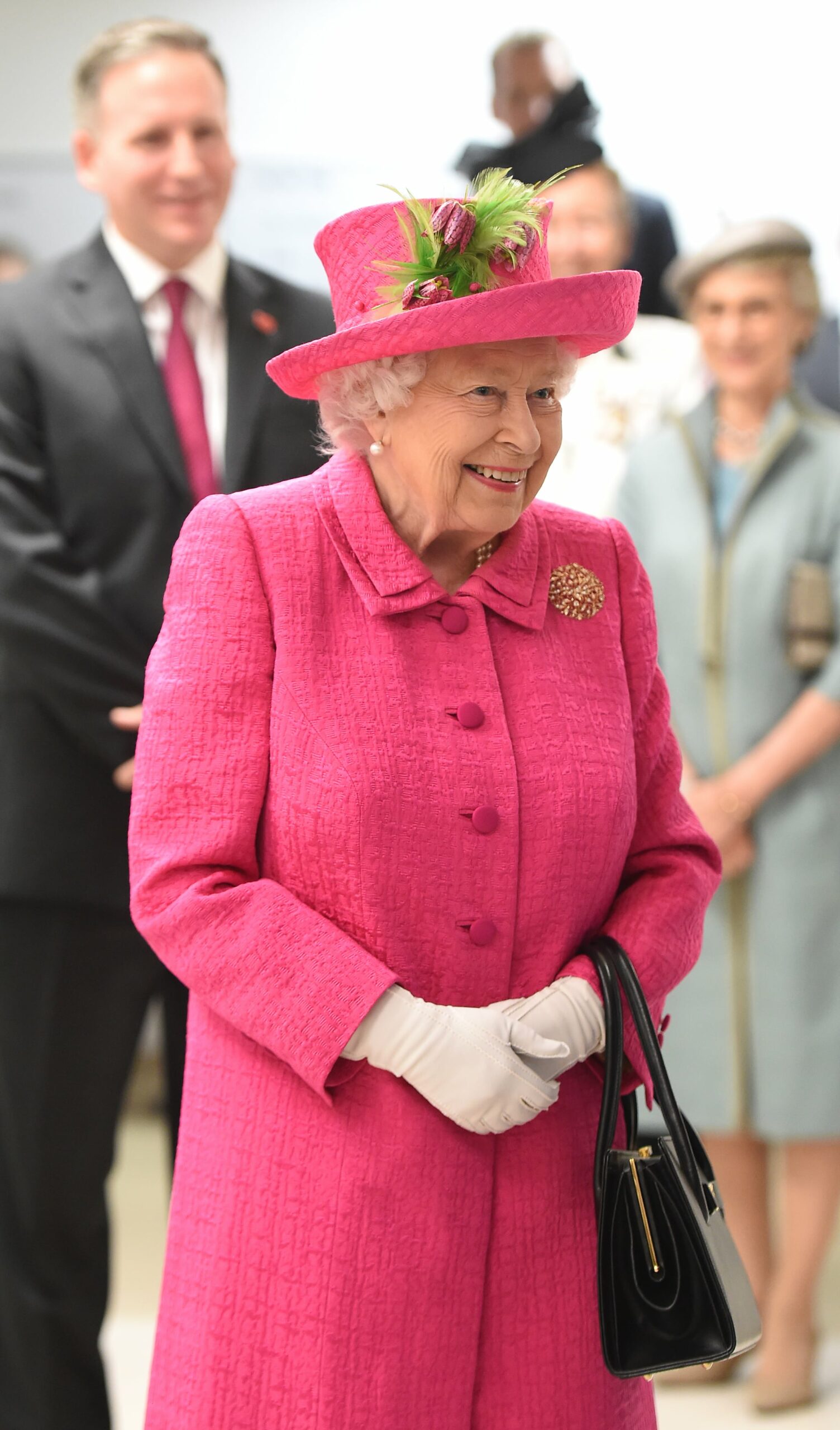 CAMBRIDGE, ENGLAND - JULY 09: Queen Elizabeth II during a visit to Royal Papworth Hospital on July 9, 2019 in Cambridge, England. (Photo by Joe Giddens - WPA Pool/Getty Images)