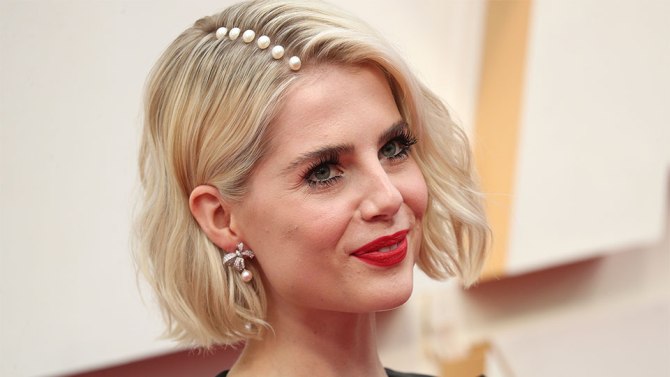 2020 oscars lucy boynton Stop Everything—Lucy Boynton is a Literal Mother of Pearl on the Oscars Red Carpet