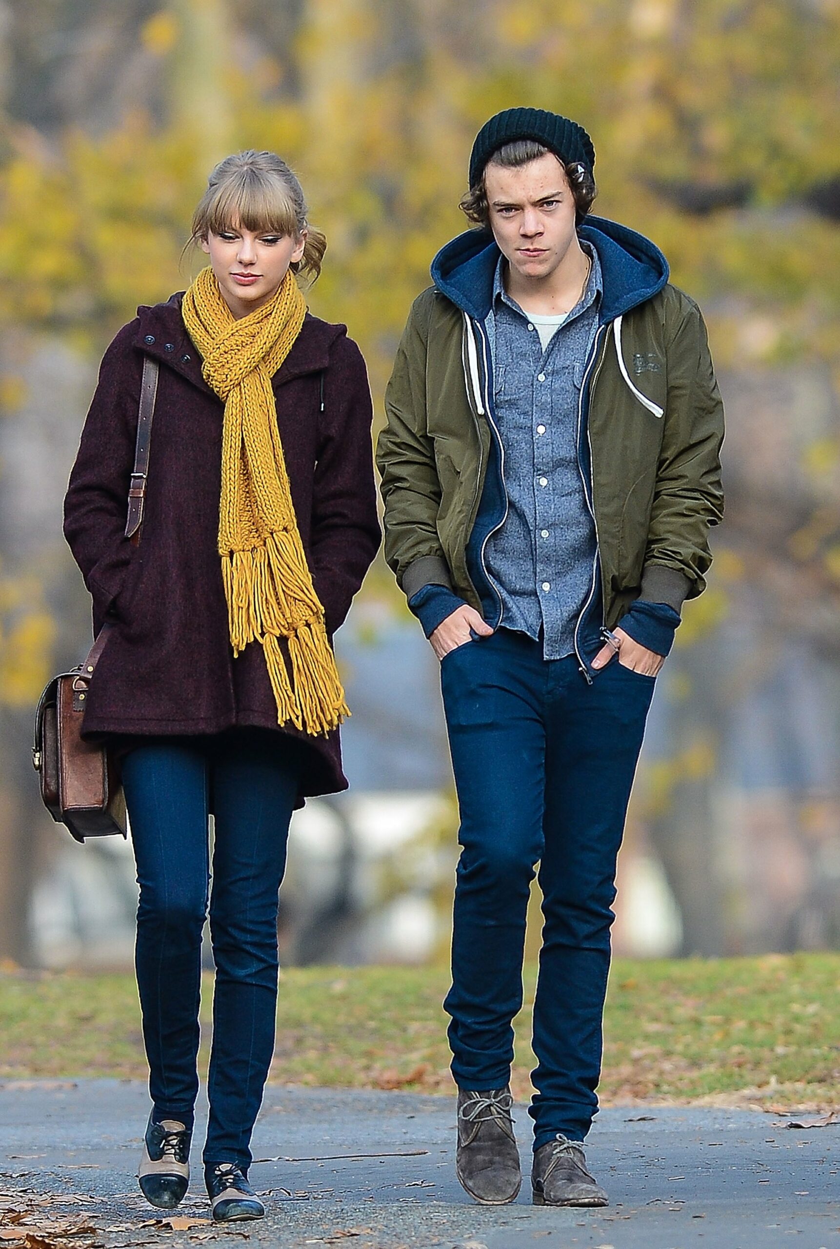 NEW YORK, NY - DECEMBER 02: Taylor Swift and Harry Styles are seen walking around Central Park on December 02, 2012 in New York City.  (Photo by David Krieger/Bauer-Griffin/GC Images)